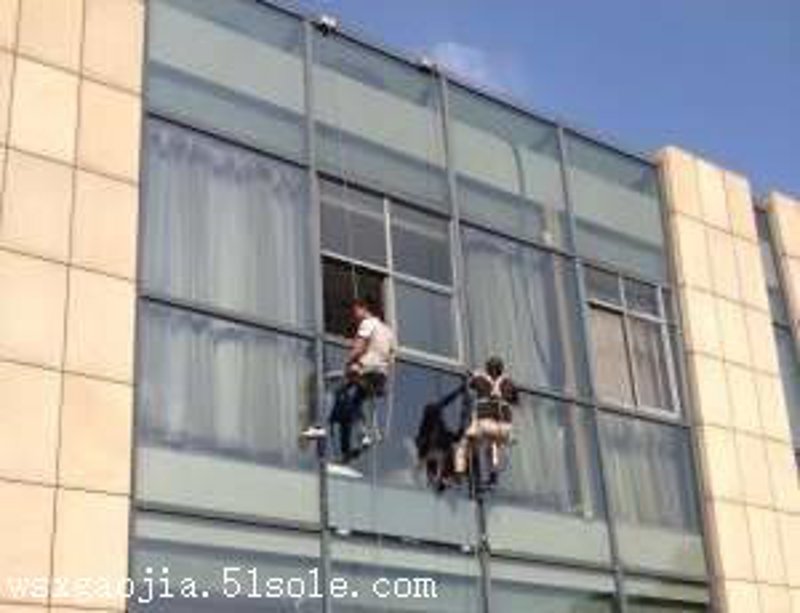 幕墙工程：构建城市天际线的秘密武器